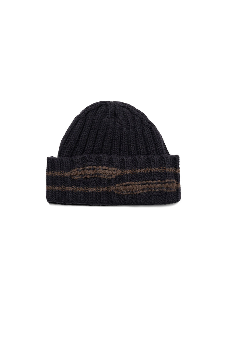 Court Beanie - Black