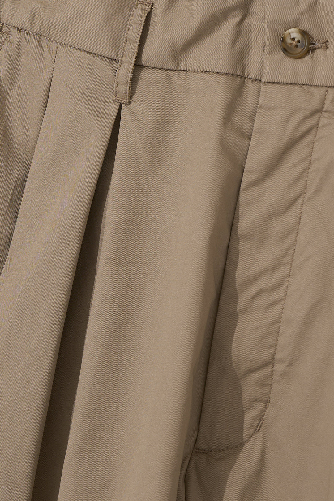 Bontan Shorts for Nepenthes NY and Blue in Green - Khaki